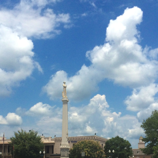 Monument to Confederate Soldiers on the Square